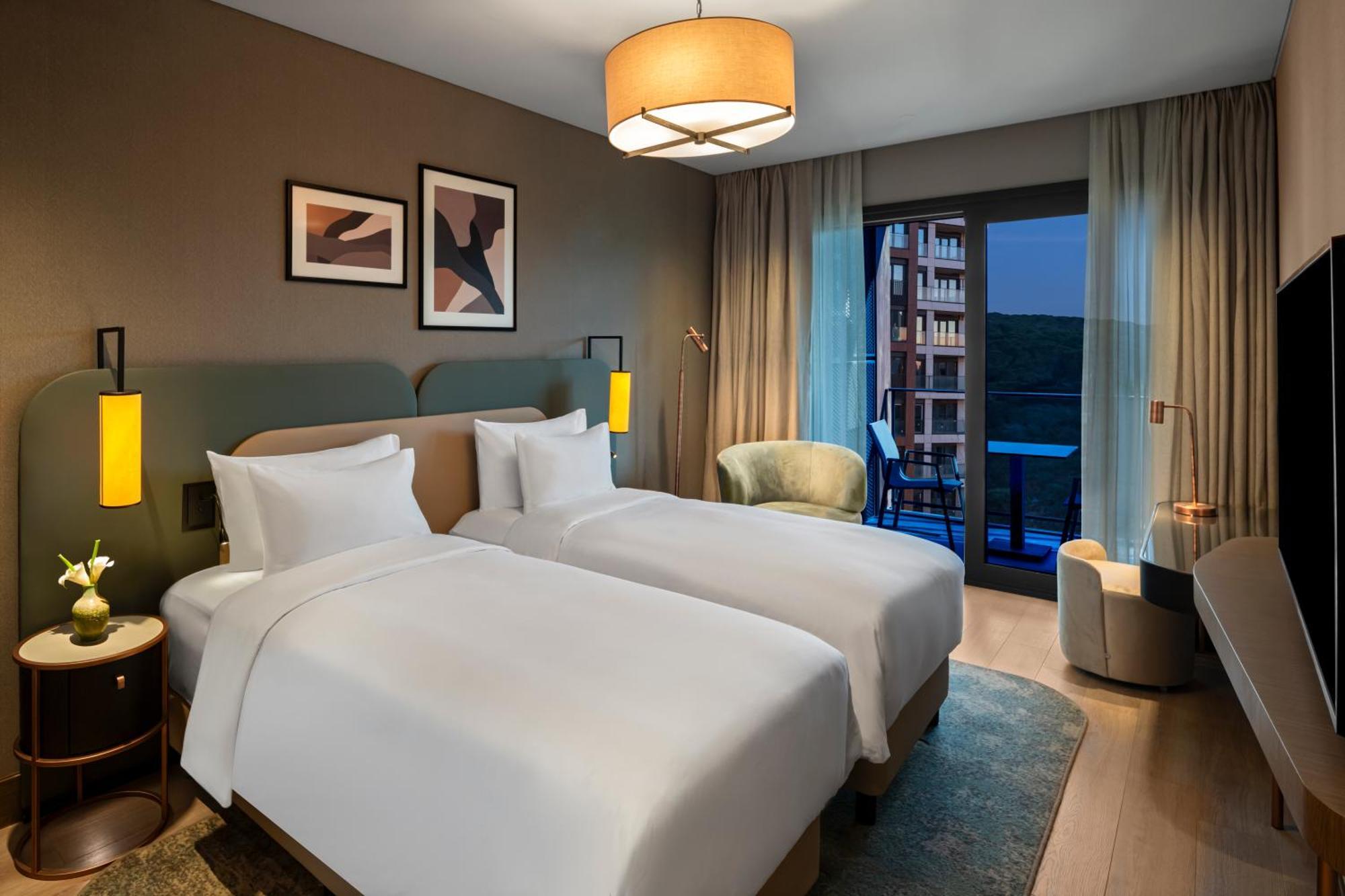 Moevenpick Living Istanbul Saklivadi Hotel Exterior photo