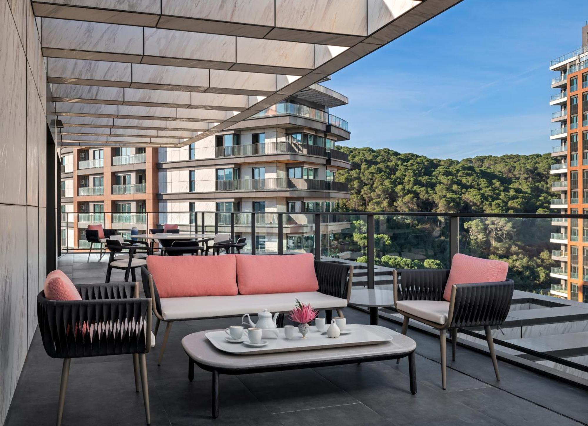 Moevenpick Living Istanbul Saklivadi Hotel Exterior photo