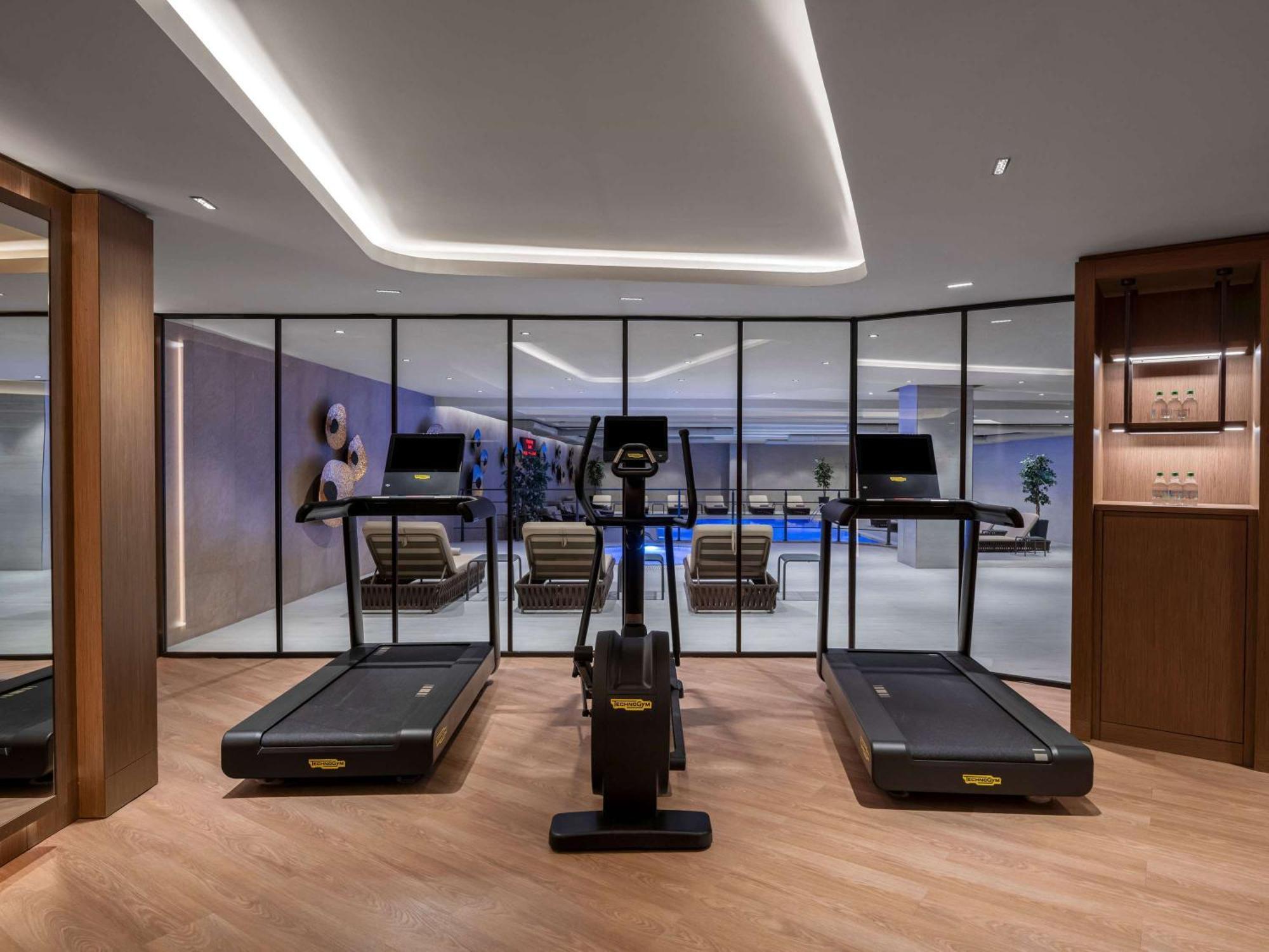 Moevenpick Living Istanbul Saklivadi Hotel Exterior photo