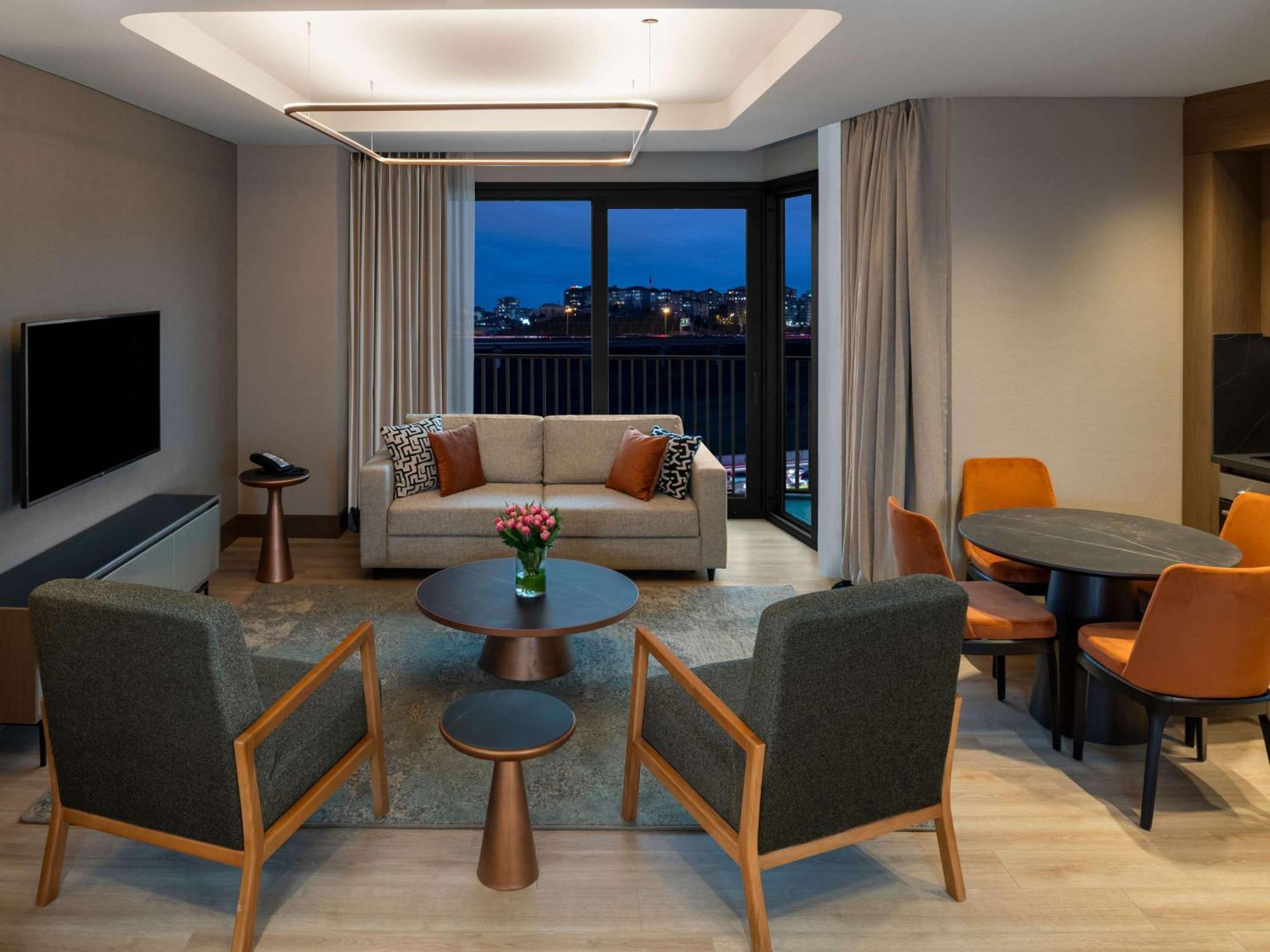 Moevenpick Living Istanbul Saklivadi Hotel Exterior photo