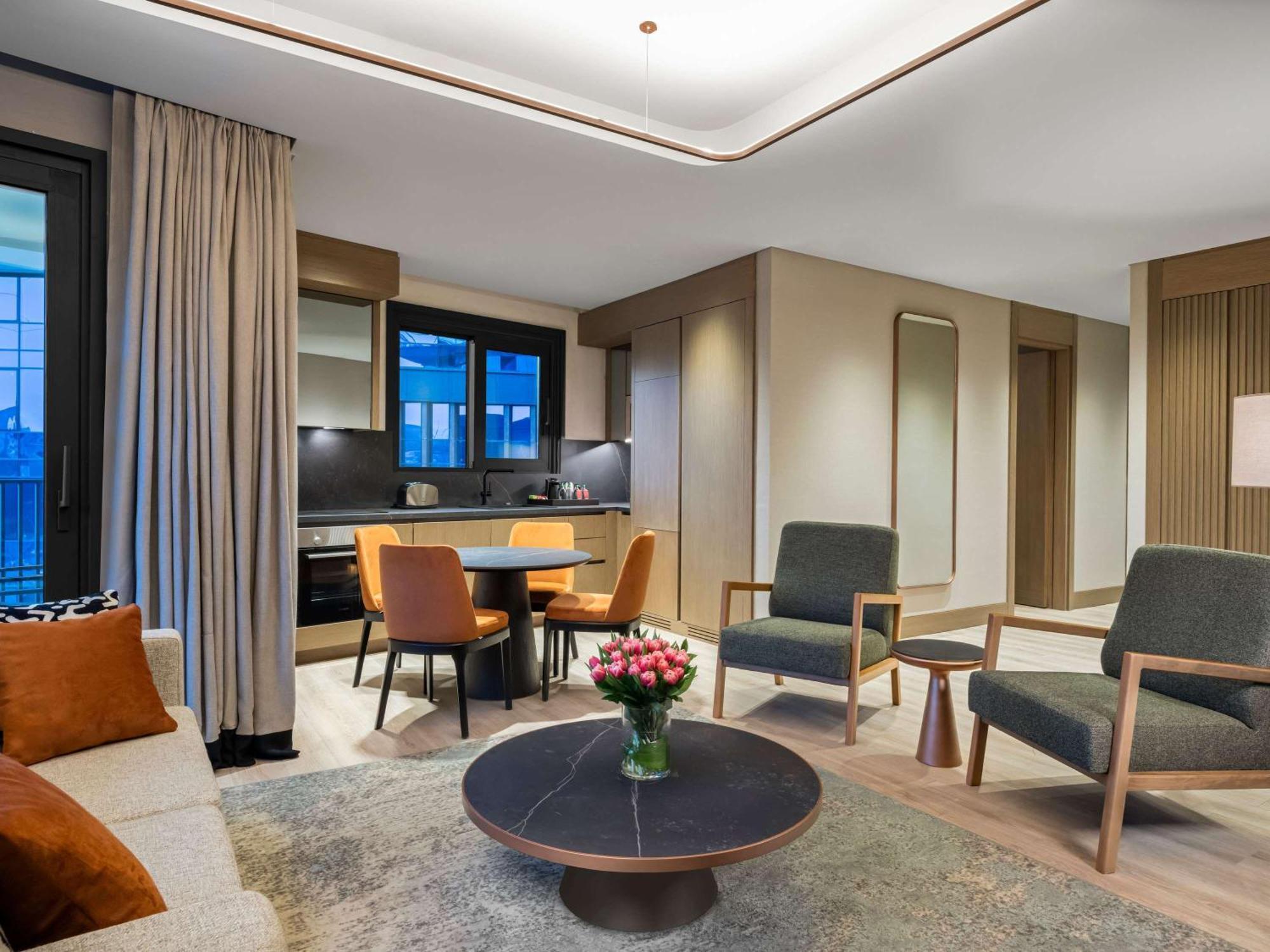 Moevenpick Living Istanbul Saklivadi Hotel Exterior photo