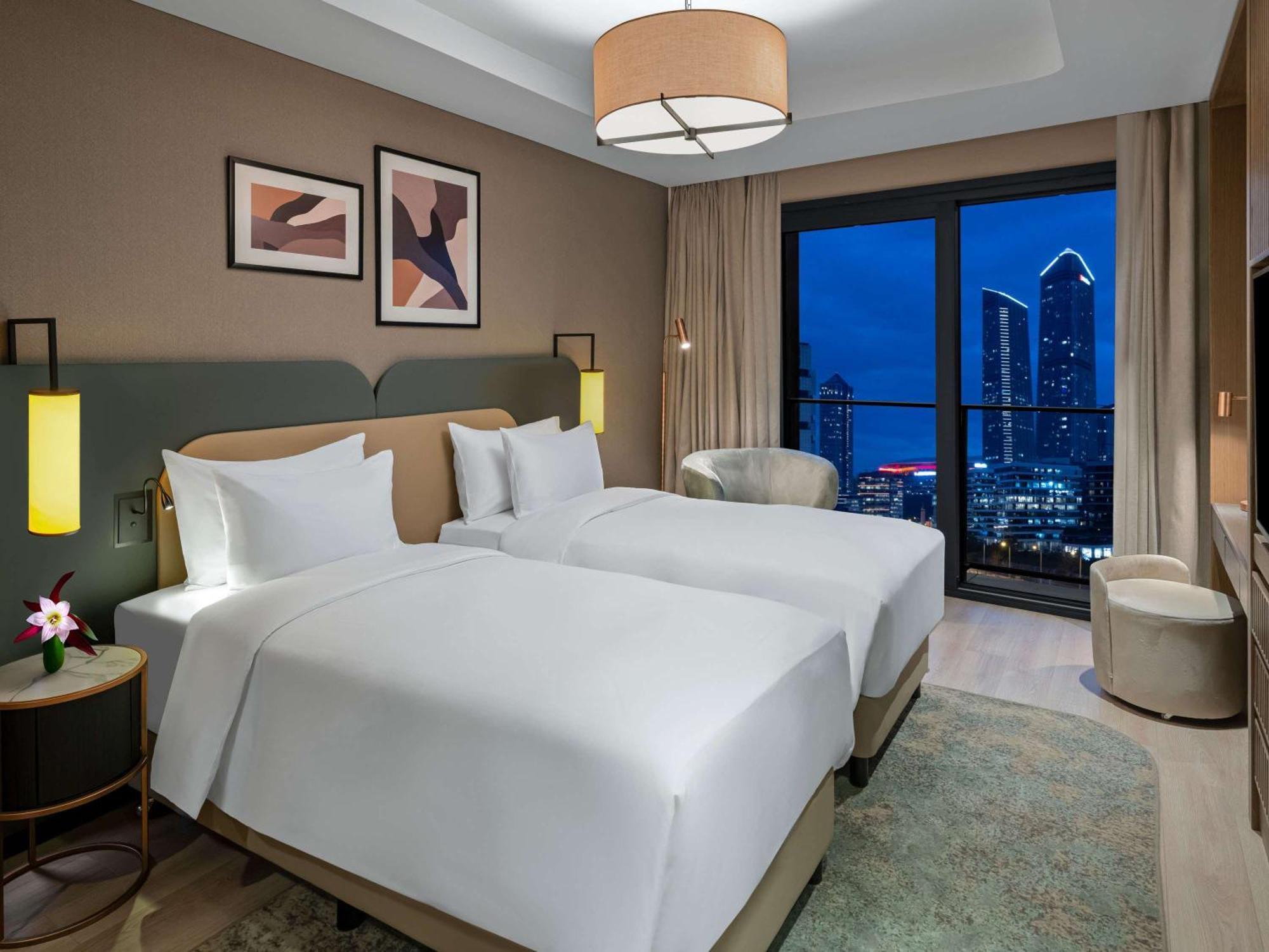 Moevenpick Living Istanbul Saklivadi Hotel Exterior photo