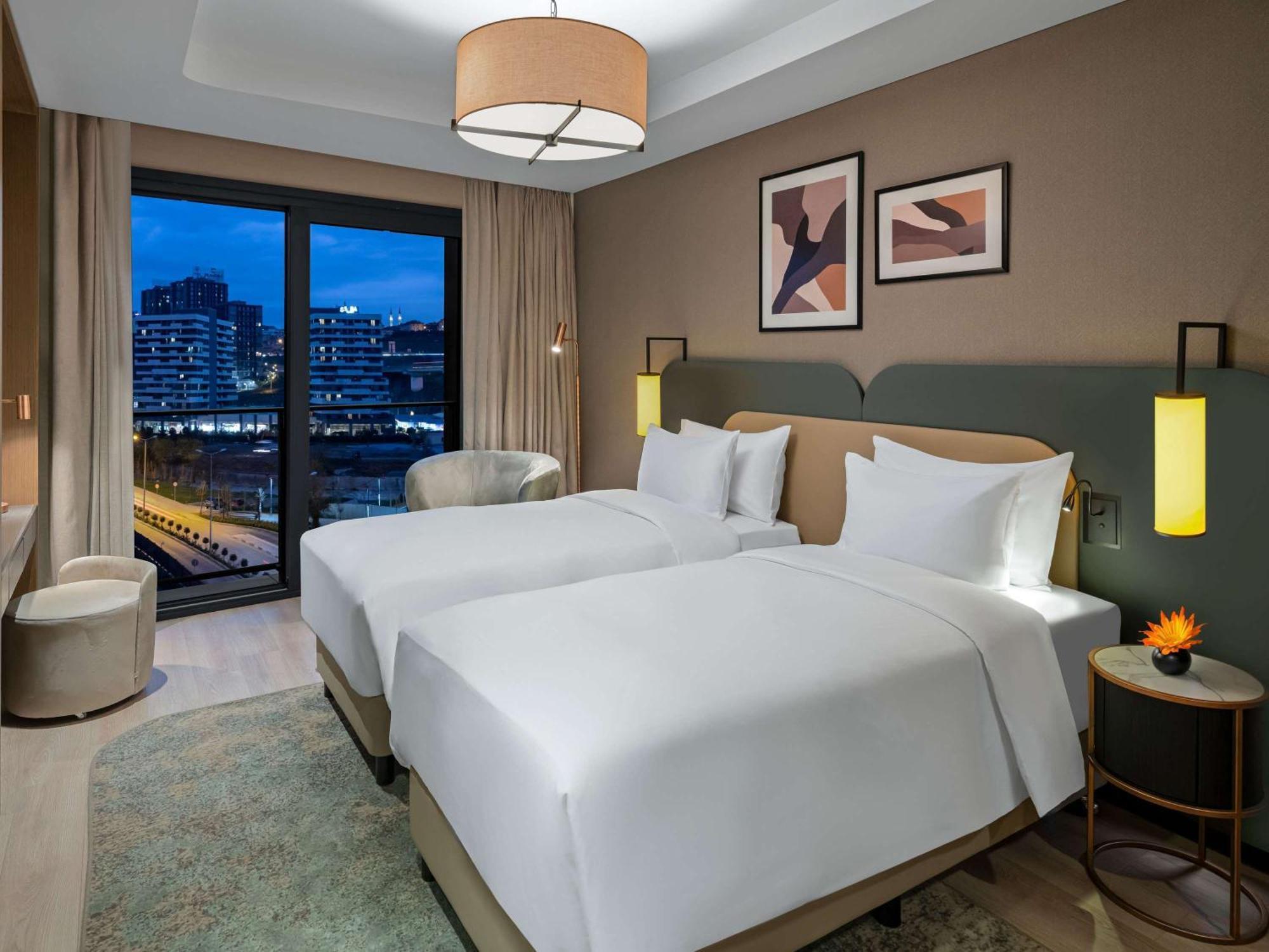 Moevenpick Living Istanbul Saklivadi Hotel Exterior photo